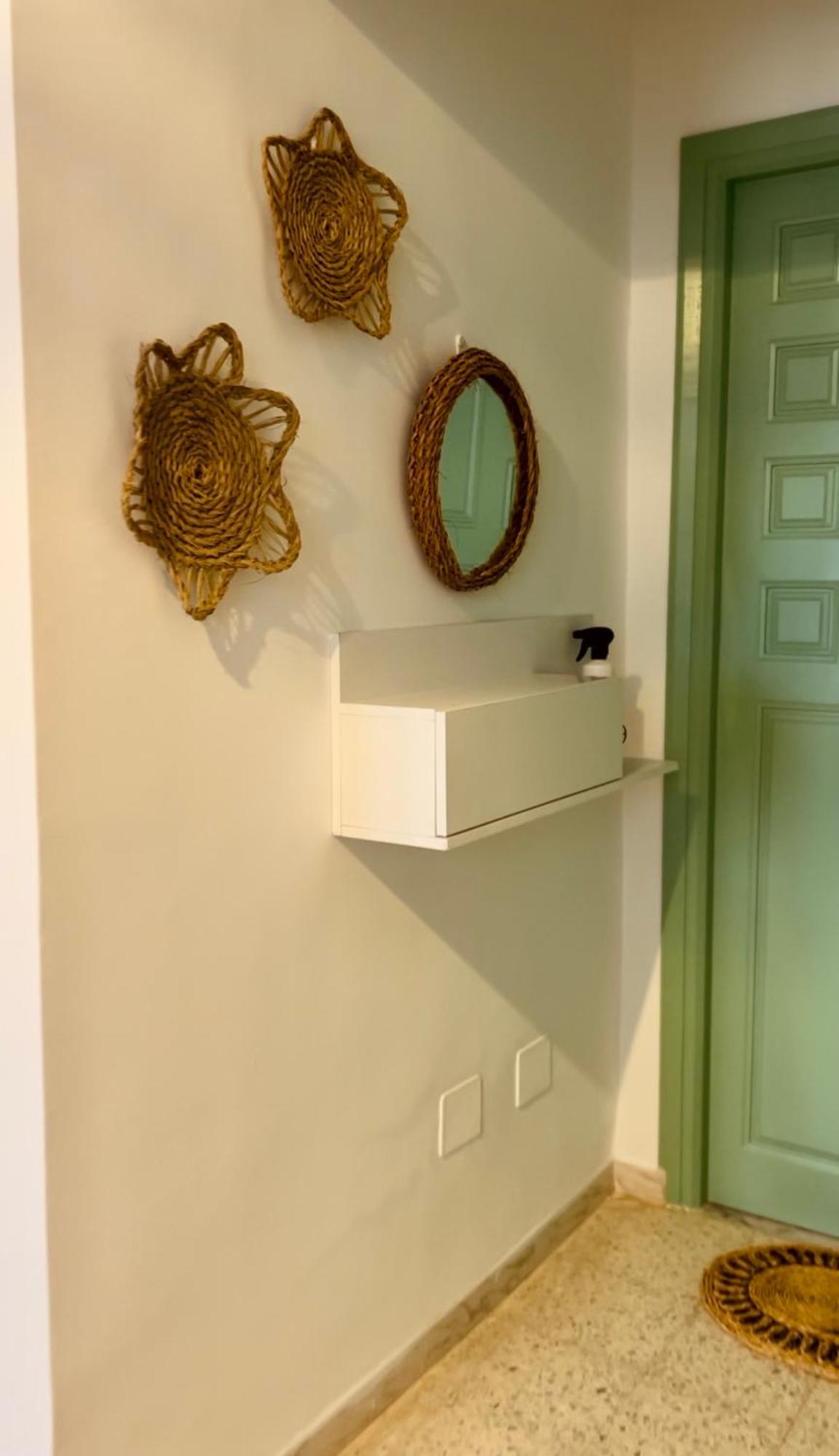 Appartement Vue De Mer Pied Dans L'Eau Gabes Bagian luar foto