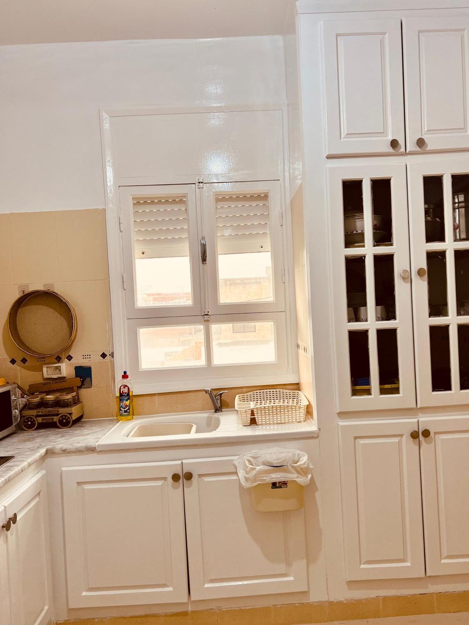 Appartement Vue De Mer Pied Dans L'Eau Gabes Bagian luar foto